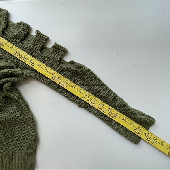 B_Envied Keyhole Sleeved Sweater Tunic - Large‎ - Picture 2 of 9